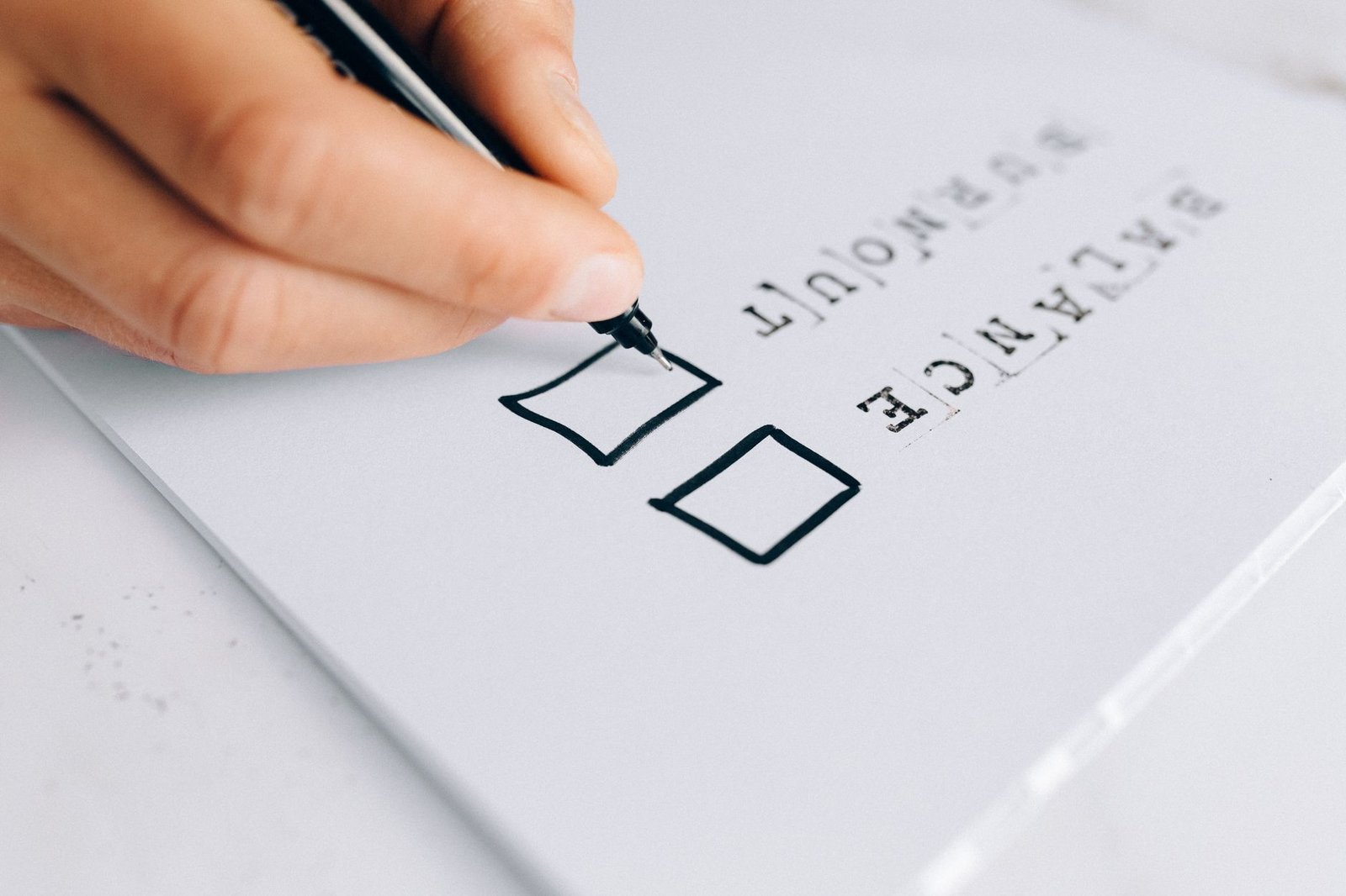 Image of a checklist with various evaluation criteria.