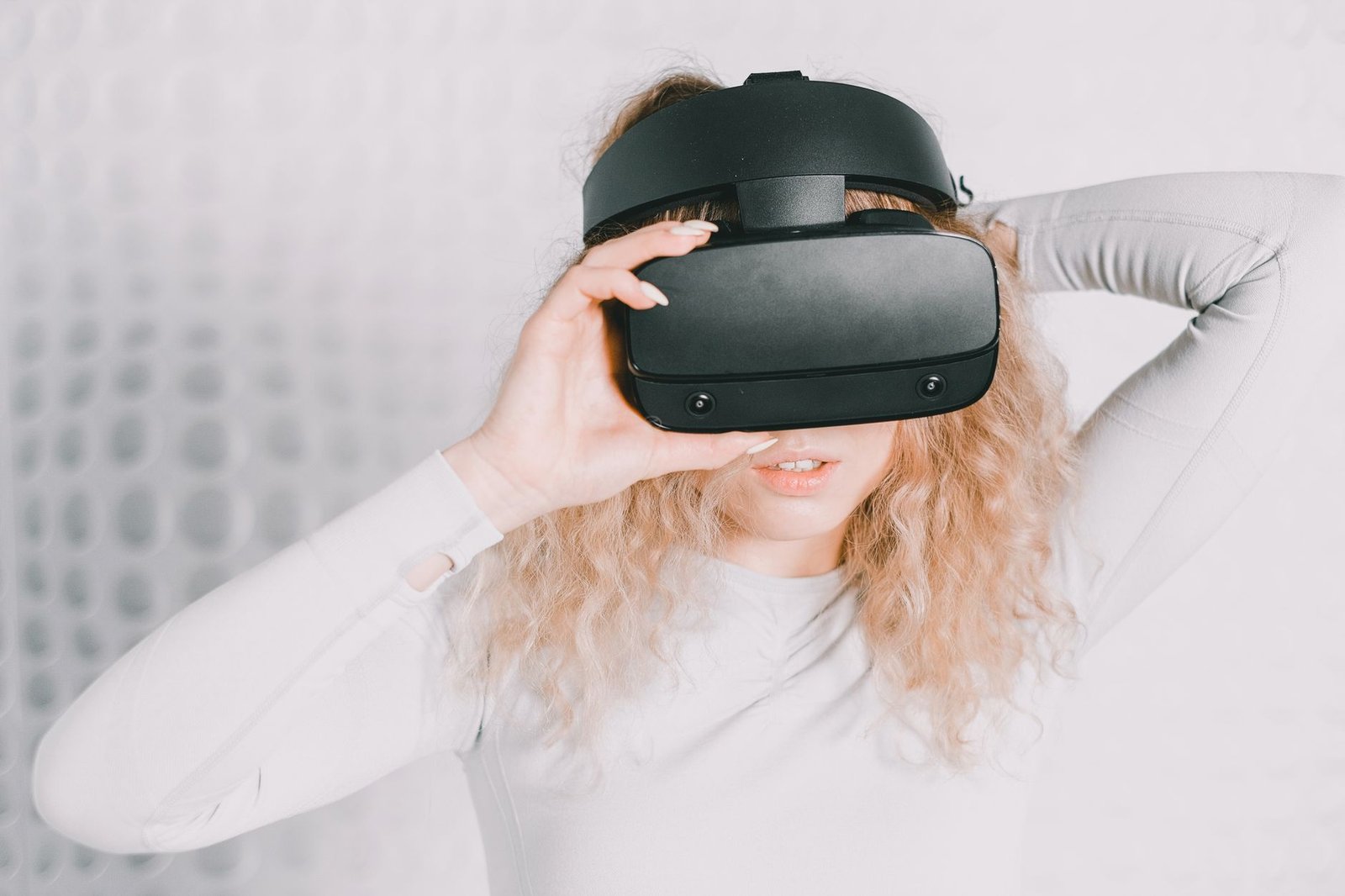 Best 2026 VR Headsets: Top 5 Immersive Goggles Reviewed
